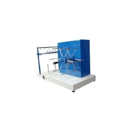 Manual wrap reel for preparing measured yarn lengths for yarn count testing